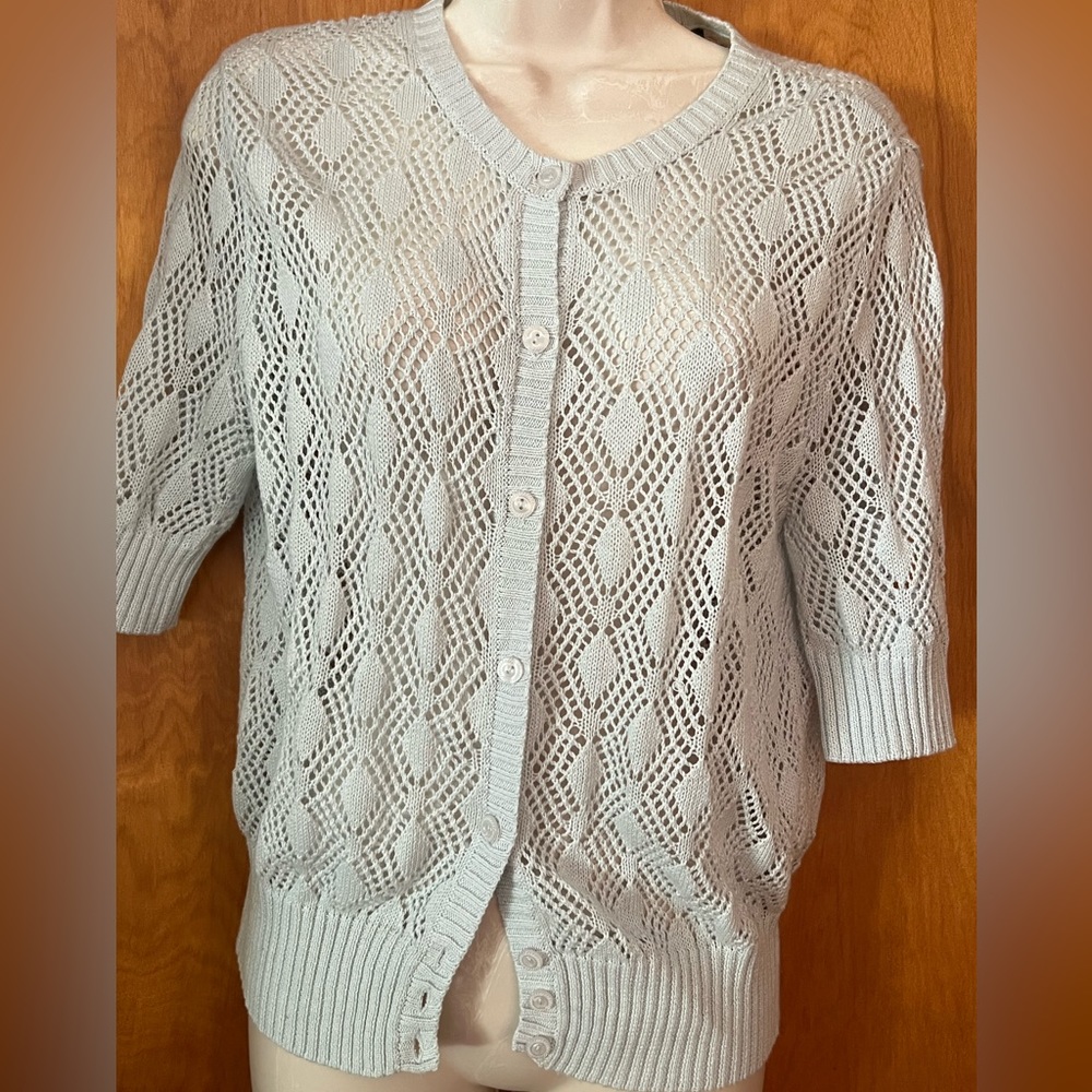 Jean Pierre size medium 100% pale blue lacy button front cardigan